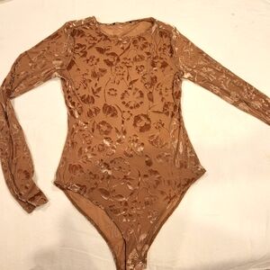 Etched velvet stretchy long sleeve bodysuit